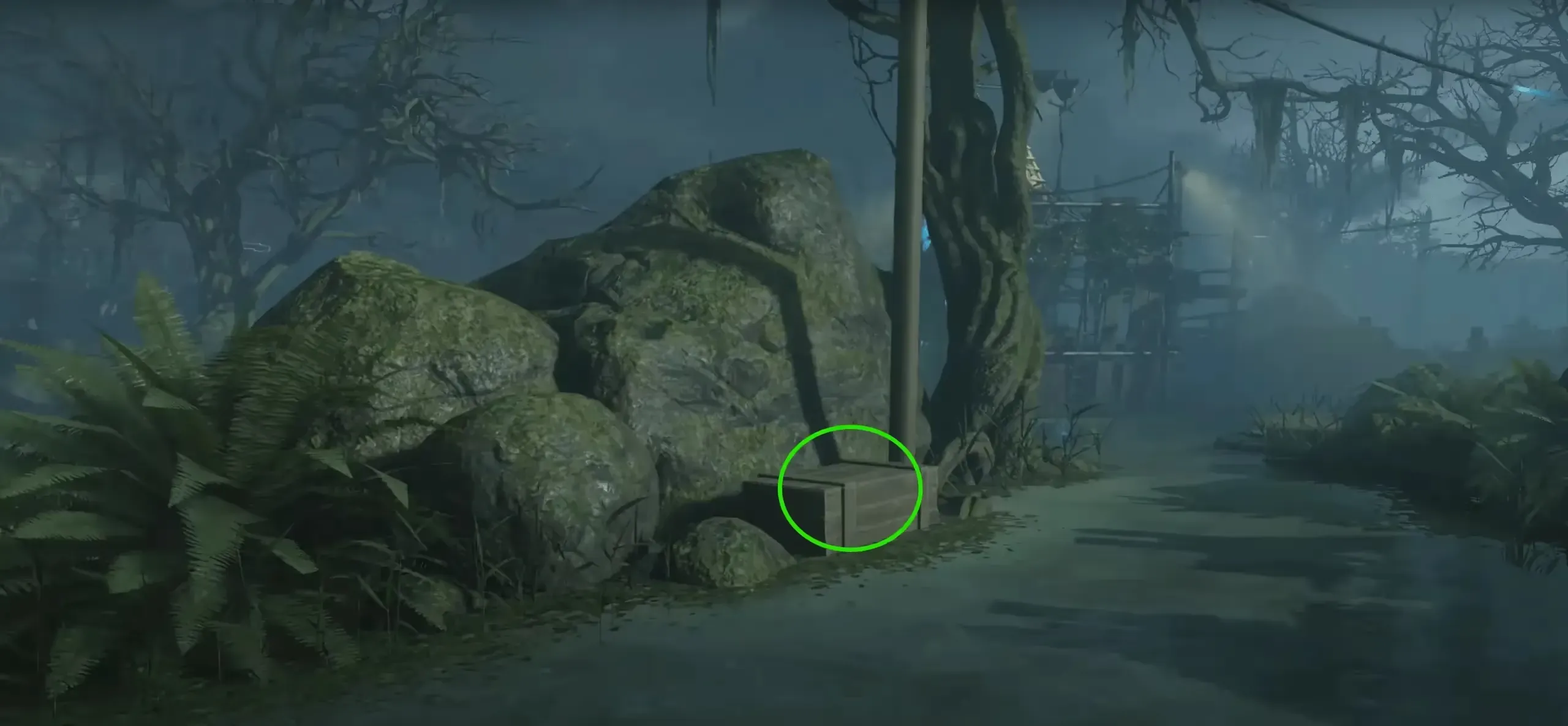 Mask cover region: green water.